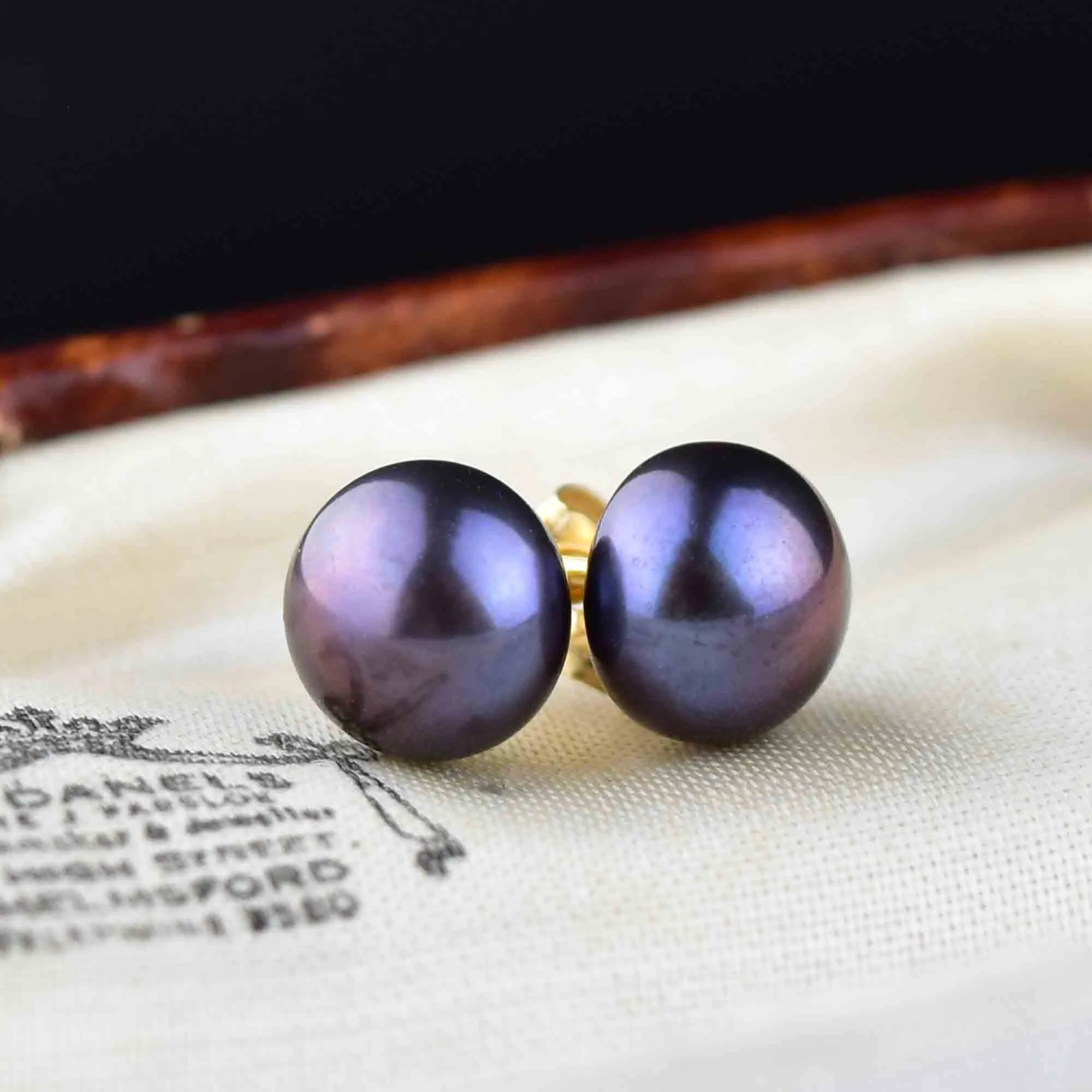 14K Gold Black Cultured Pearl Stud Earrings