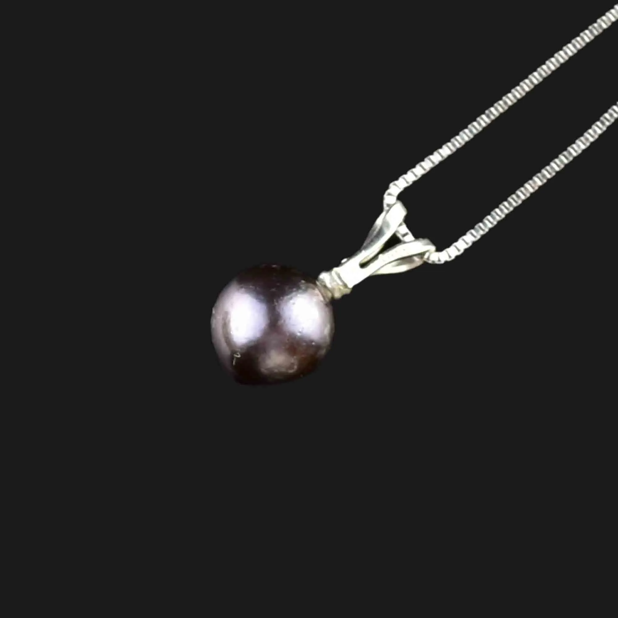 14K White Gold Diamond Black Pearl Pendant Necklace