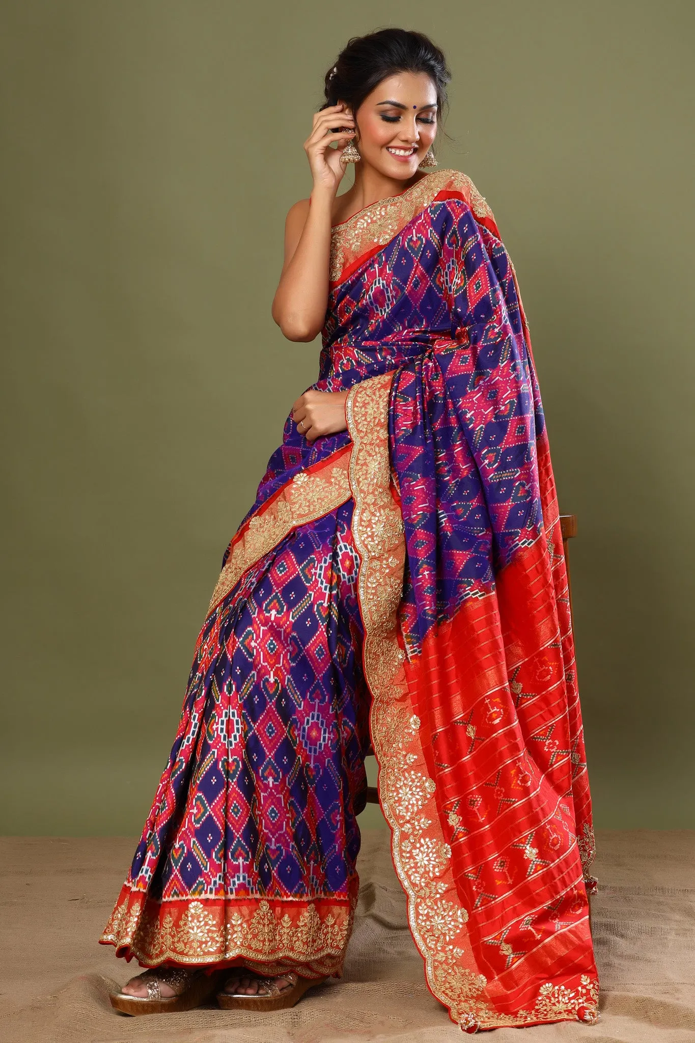 90Z522-RO Purple Patola Silk Sari with Red Scalloped Border