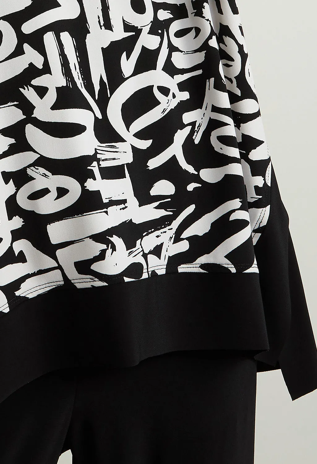 Abstract Printed Top in Black and Vanilla