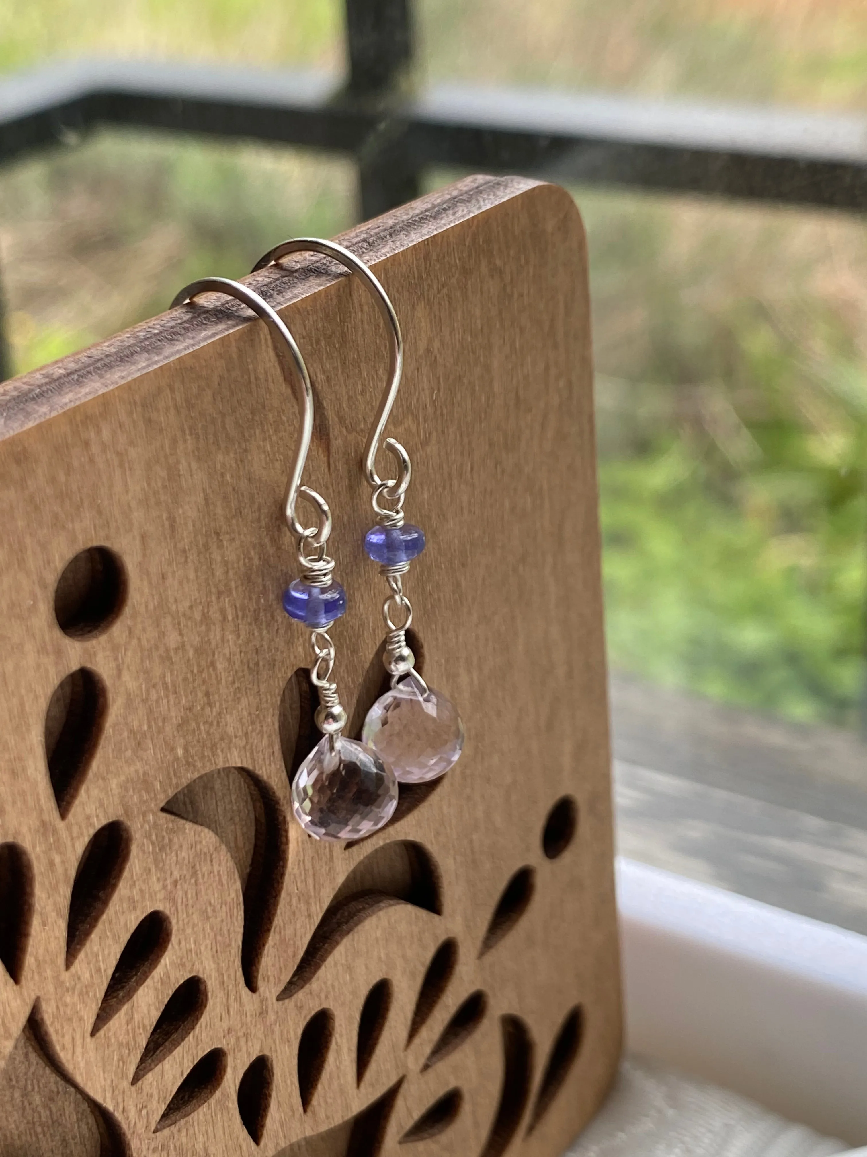 Bouquet in Tanzanite and pink Amethyst - sterling silver earrings