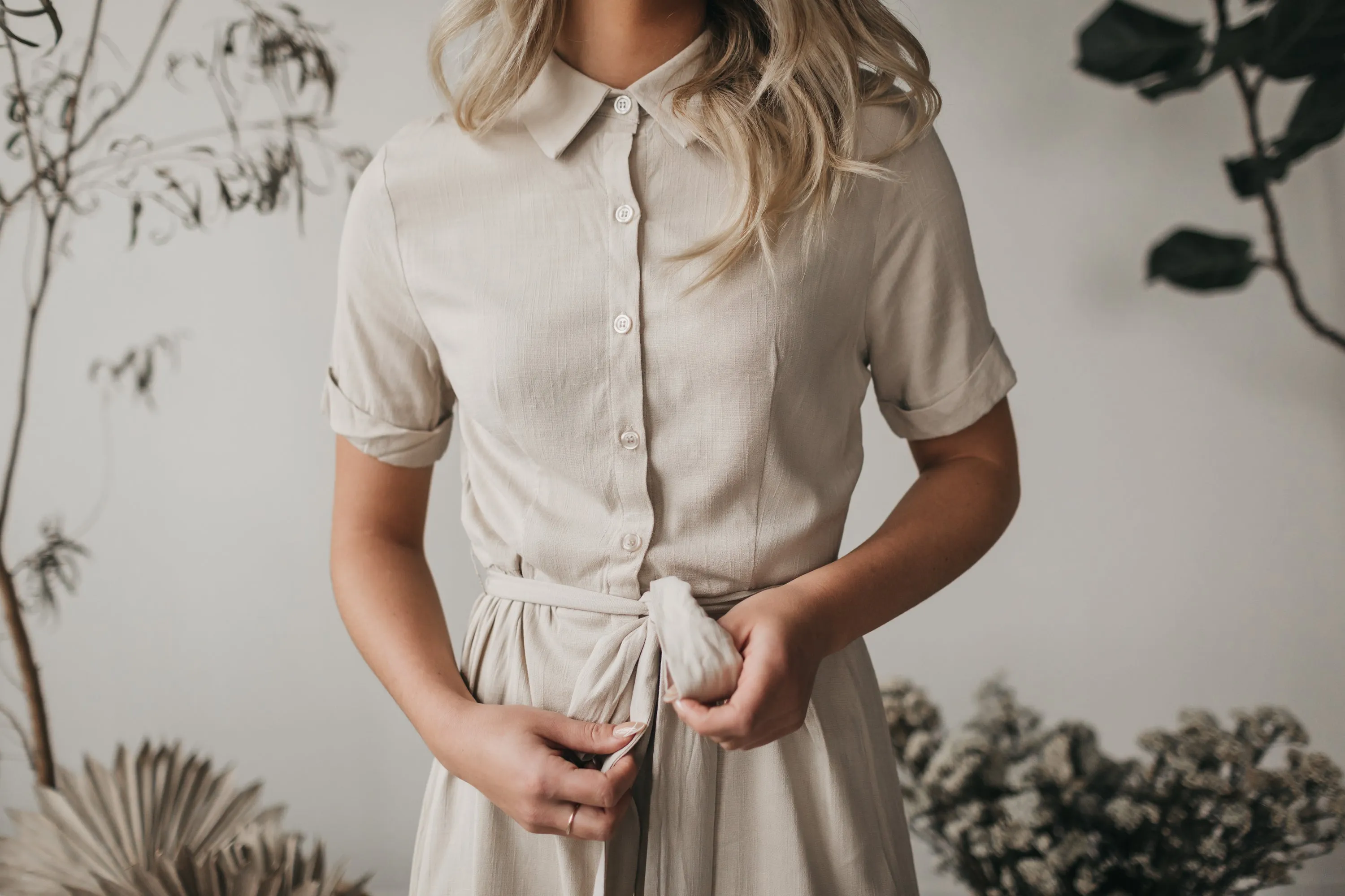 Jayda Midi Dress in Linen