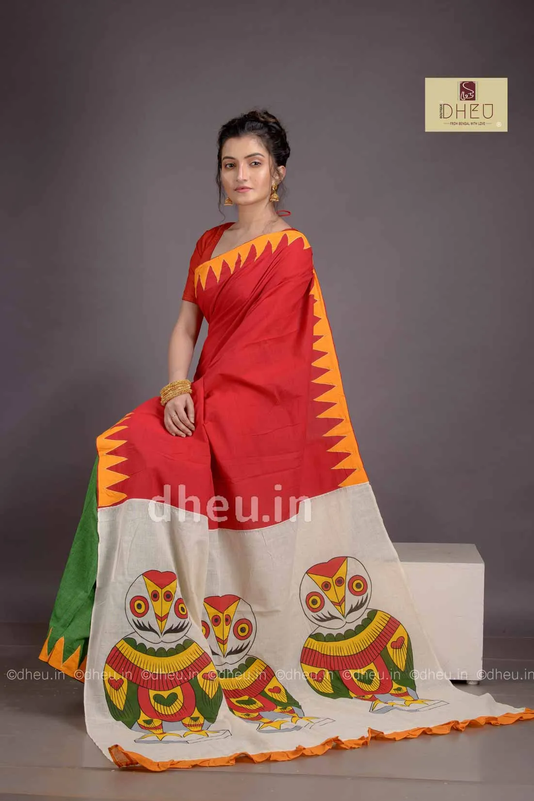 Lakkhi Pecha-Dheu Exclusive Handprint Saree