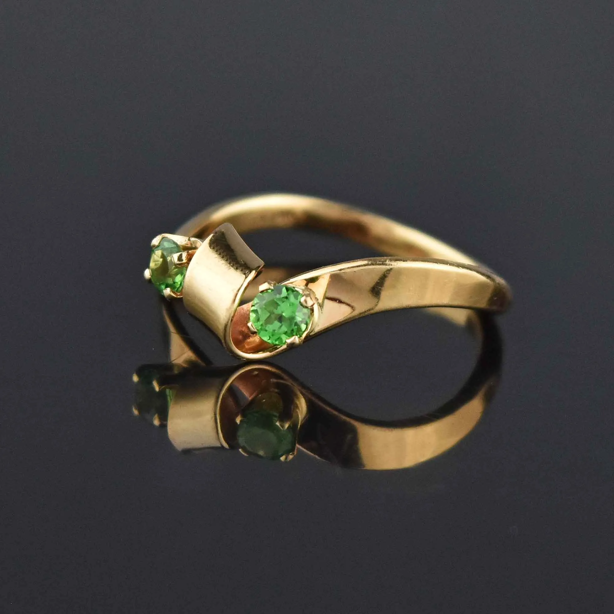 Retro 14K Gold Tsavorite Green Garnet Ring